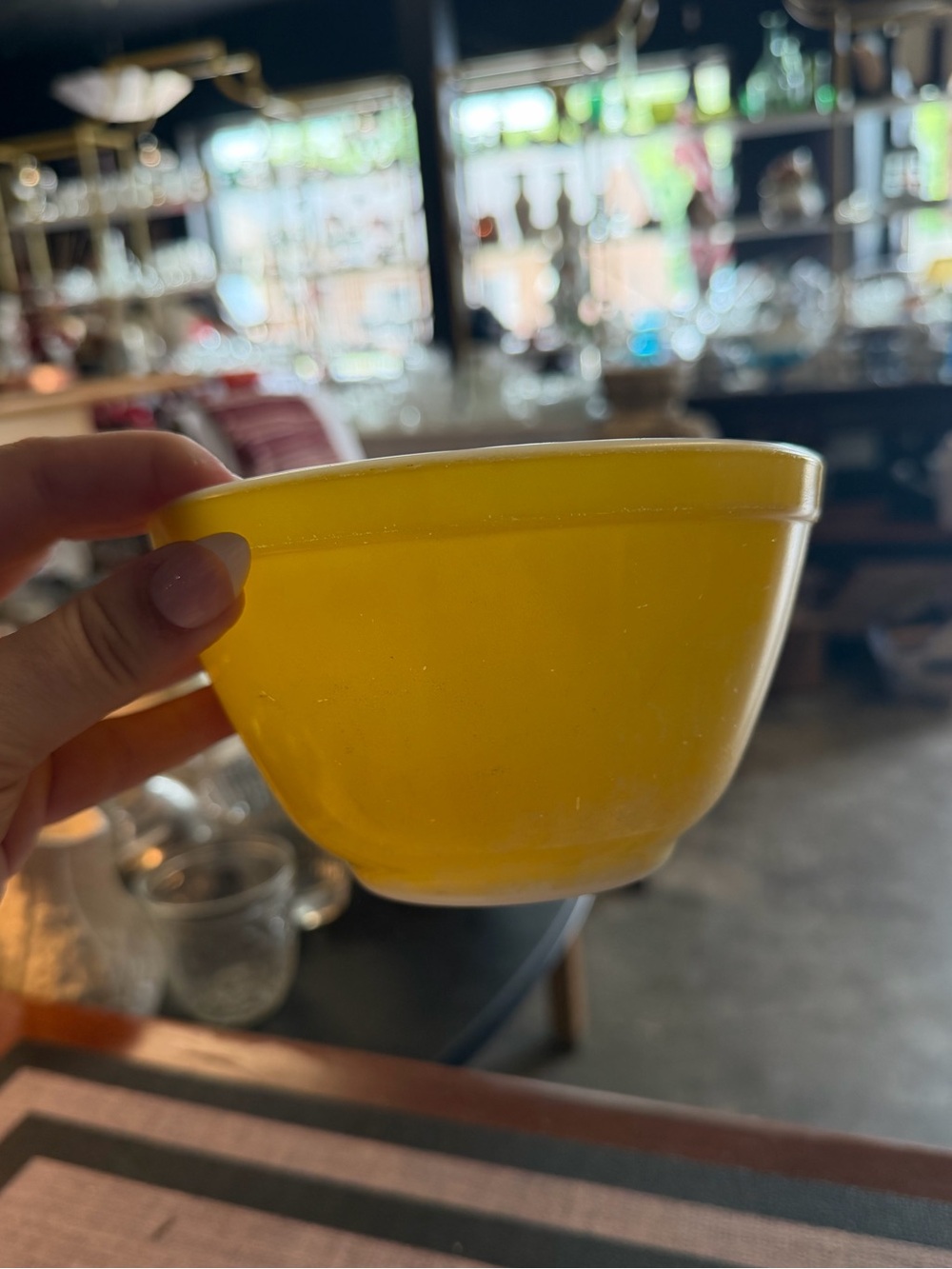 Butter Yellow small Pyrex nesting Mixing Bowl